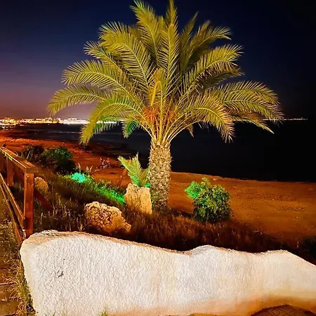 La Caleta Apartment