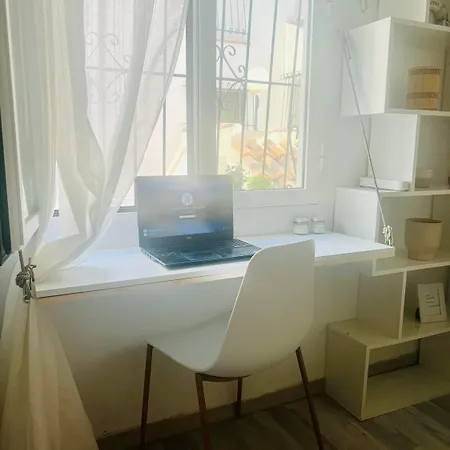 La Caleta تورّيفيِخا