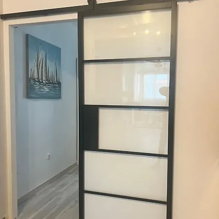 La Caleta * تورّيفيِخا