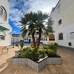 La Caleta Apartament *
